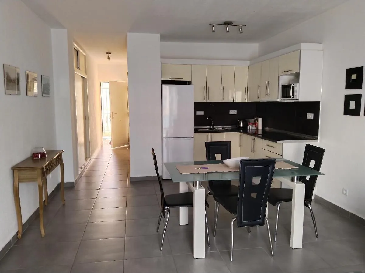 Mareverde Wifi 1 Bedroom Apartment contacts